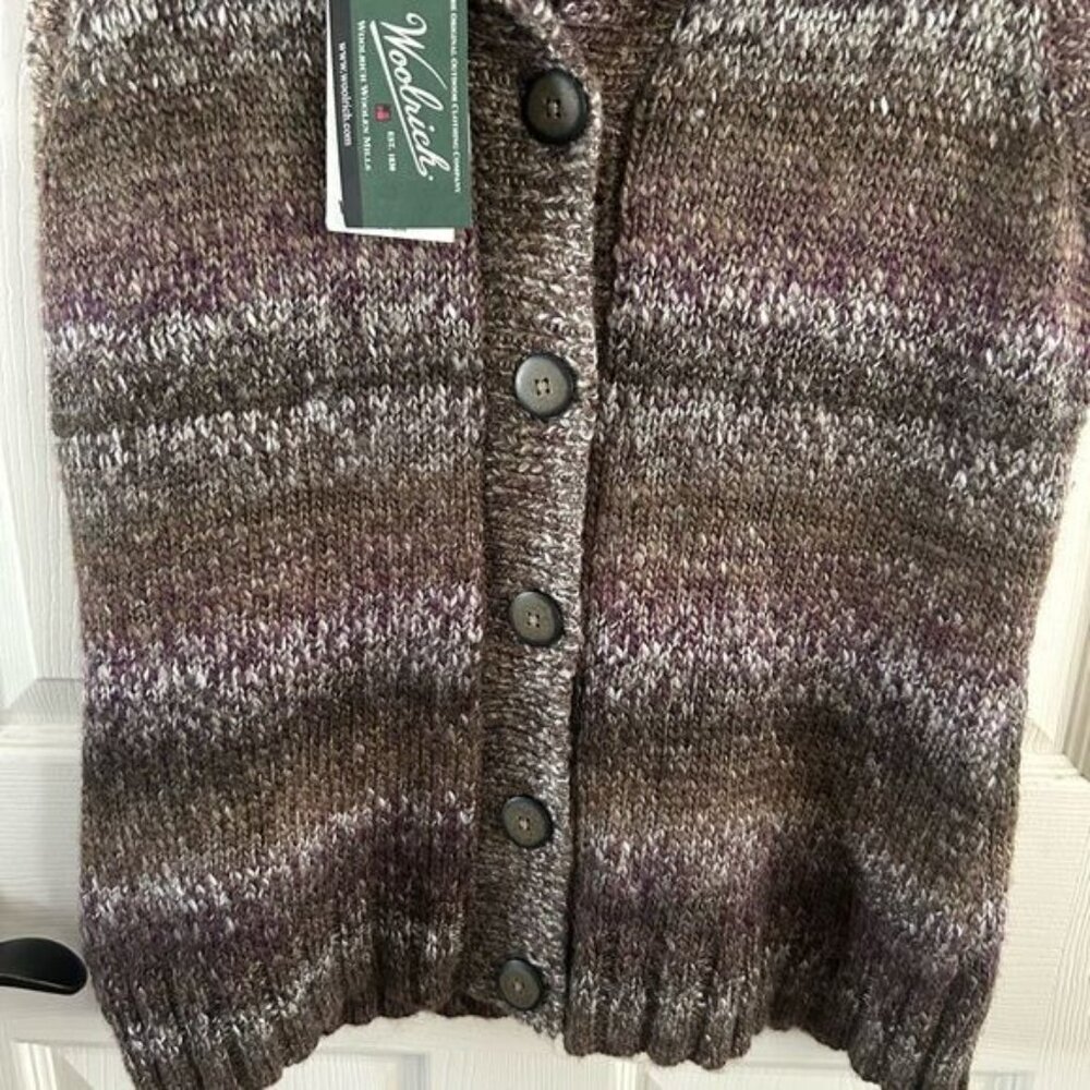 WOOLRICH Kendal Creek Sweater Vest Medium, Shale Button - Picture 3 of 15